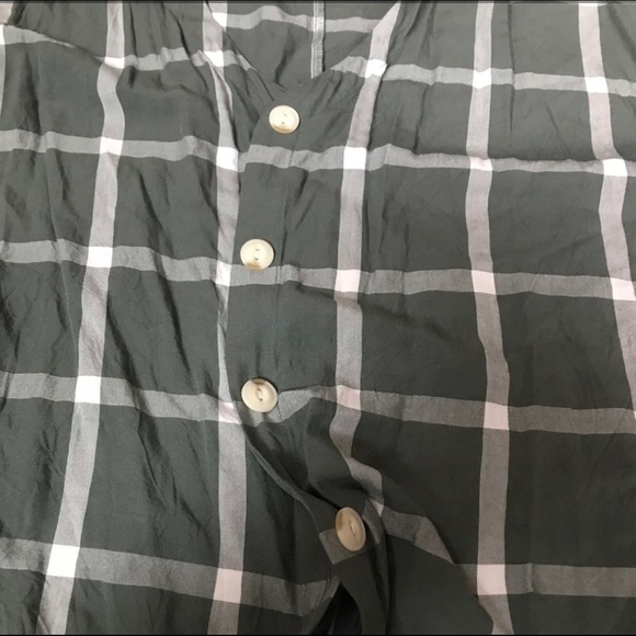 Universal Thread Short Sleeve Top - Picture 3 of 5